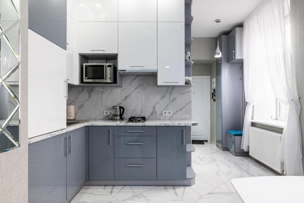 Rynok Square City Center Two Bedroom Apartment! Lviv Eksteriør billede