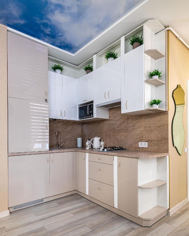 Rynok Square City Center Two Bedroom Apartment! Lviv Eksteriør billede
