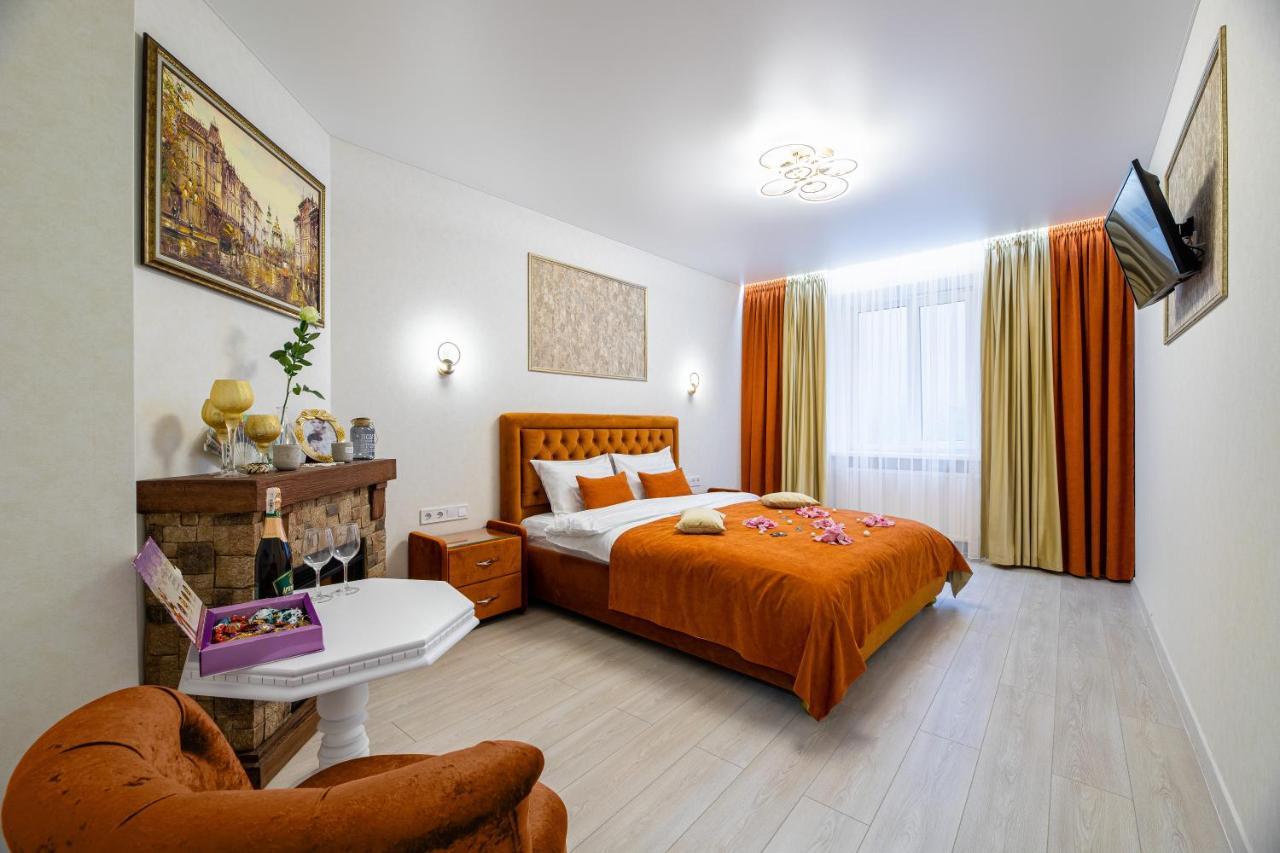 Rynok Square City Center Two Bedroom Apartment! Lviv Eksteriør billede