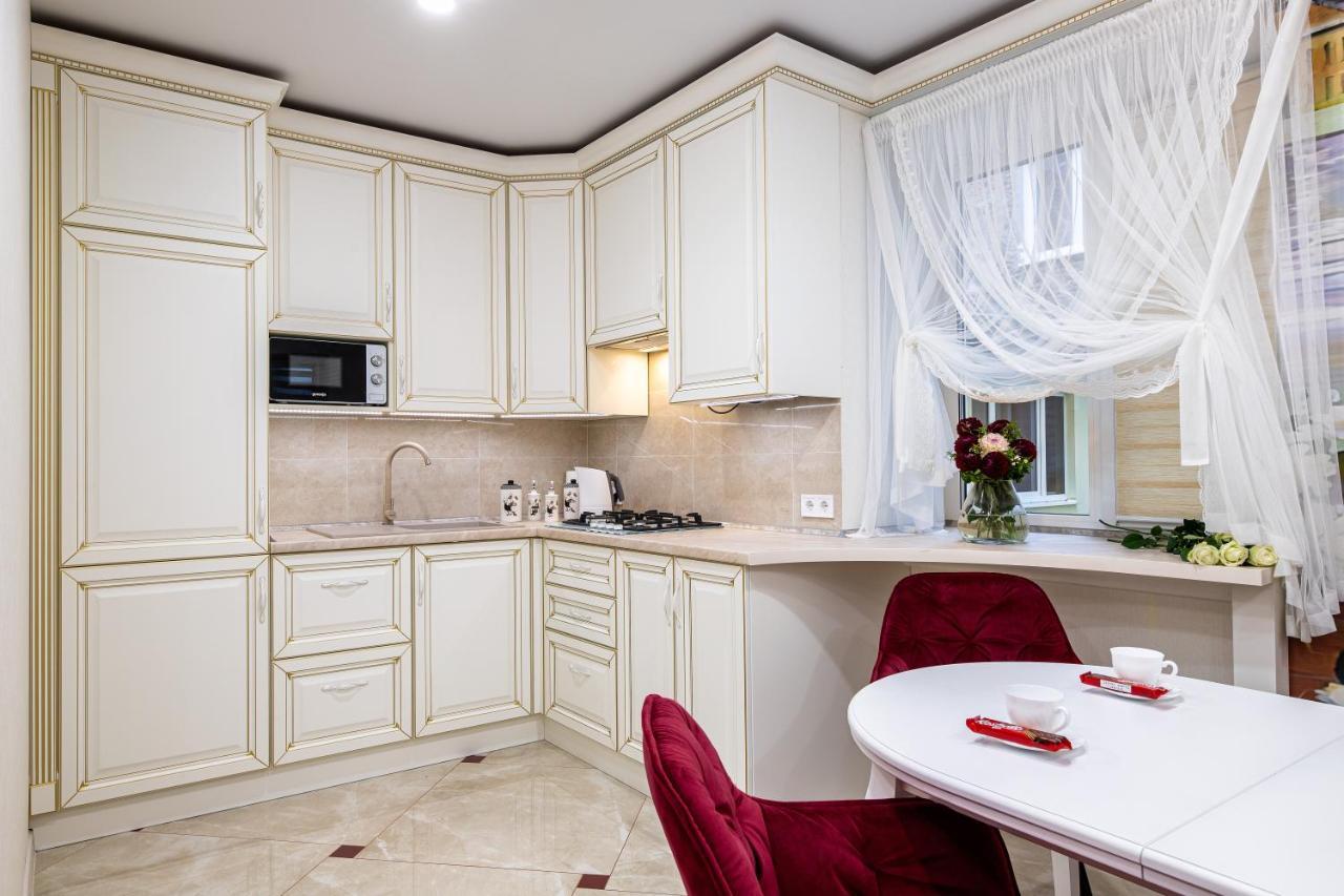 Rynok Square City Center Two Bedroom Apartment! Lviv Eksteriør billede