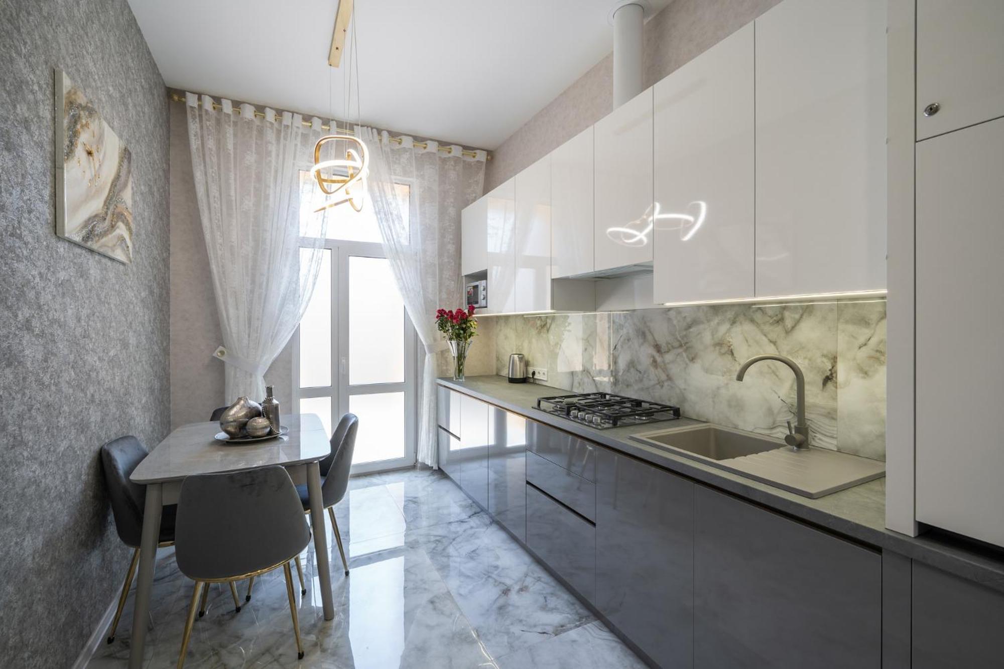 Rynok Square City Center Two Bedroom Apartment! Lviv Eksteriør billede