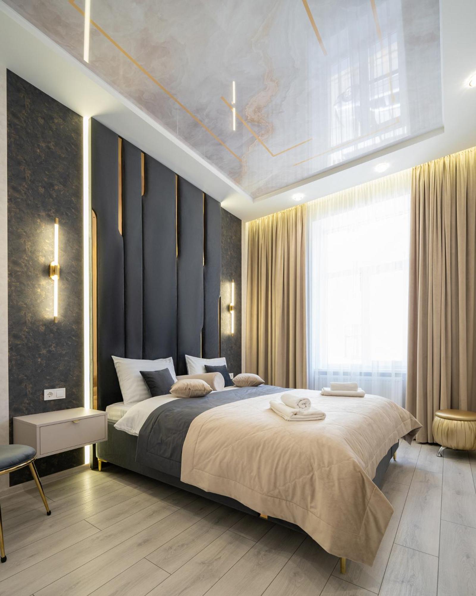 Rynok Square City Center Two Bedroom Apartment! Lviv Eksteriør billede